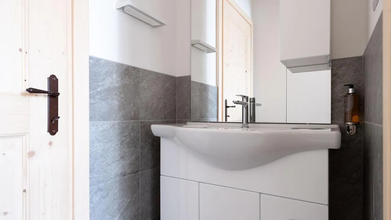 Italianway - Ripa Fontana 1 Mono Apartment Premadio