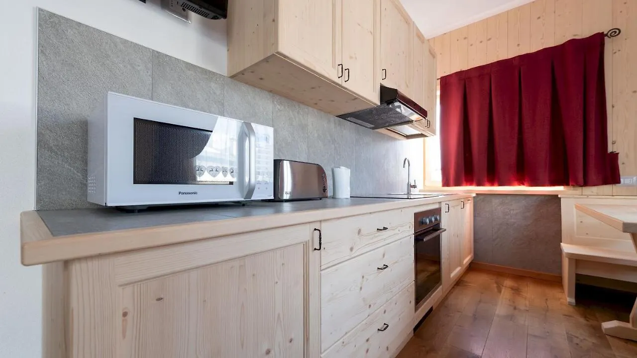 Italianway - Ripa Fontana 1 Mono Apartment Premadio Italy